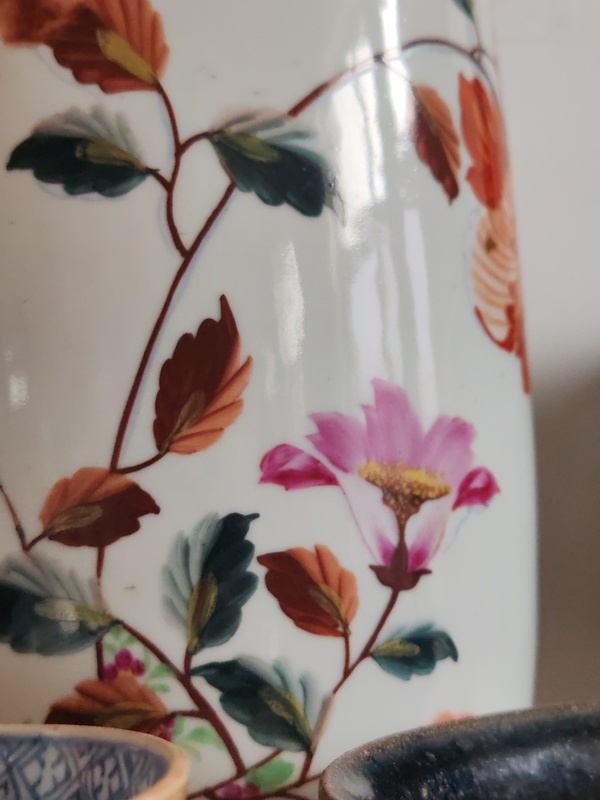 古玩陶瓷粉彩花卉紋棒槌瓶拍賣,當前價格500元