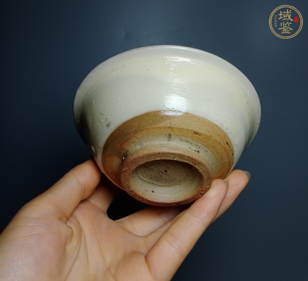 古玩陶瓷磁州窯白釉茶盞真品鑒賞圖