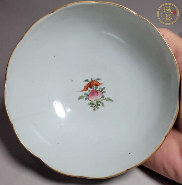 古玩陶瓷粉彩福壽紋花口碗真品鑒賞圖