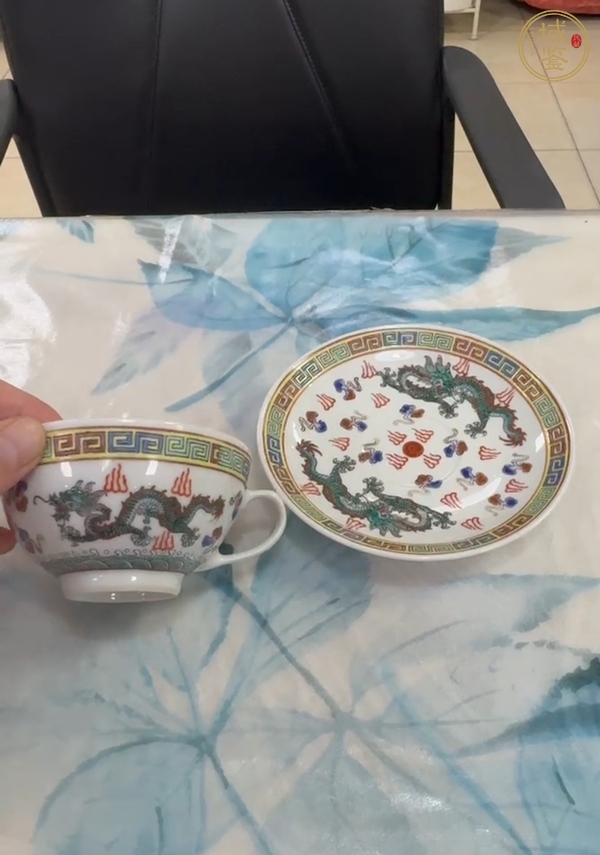 古玩陶瓷粉彩杯碟真品鑒賞圖