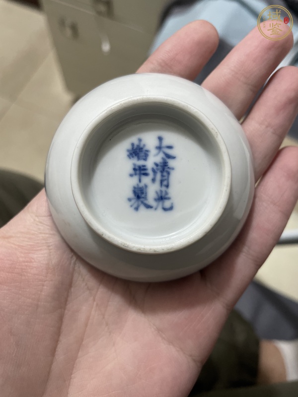 古玩陶瓷青花盤真品鑒賞圖