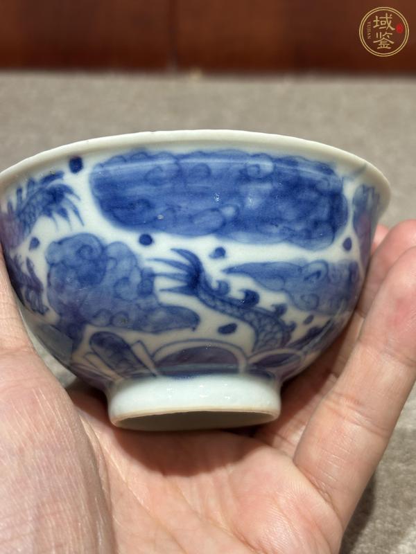 古玩陶瓷青花趕珠龍紋茶圓真品鑒賞圖