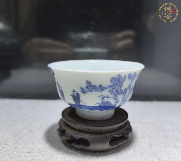 古玩陶瓷松下問童子青花杯真品鑒賞圖