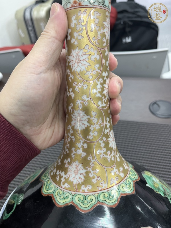 古玩陶瓷獅紋荸薺瓶真品鑒賞圖