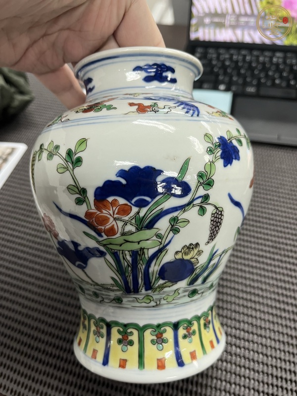 古玩陶瓷青花五彩罐真品鑒賞圖