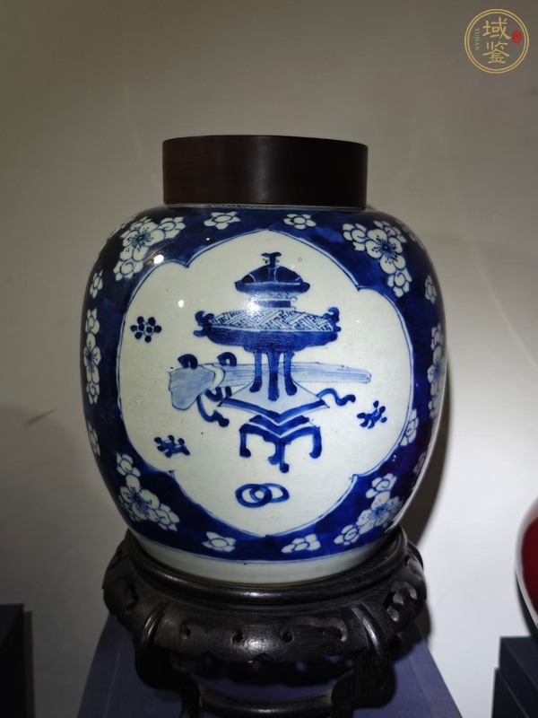 古玩陶瓷博古圖青花罐真品鑒賞圖