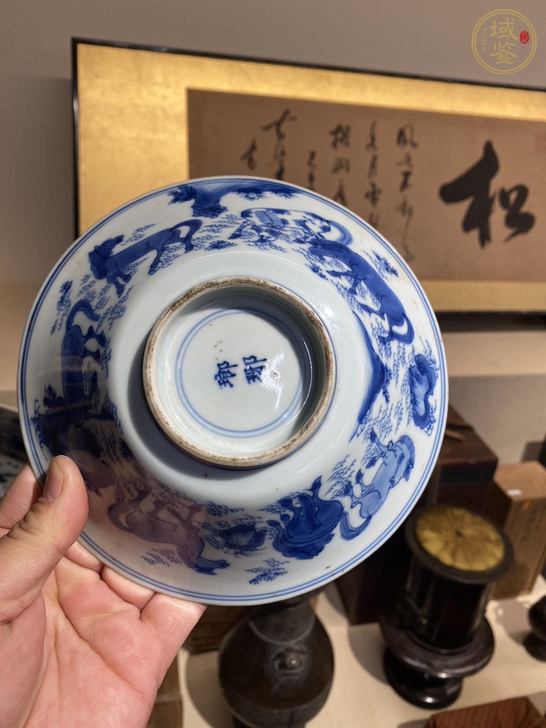 古玩陶瓷馬紋青花碗真品鑒賞圖