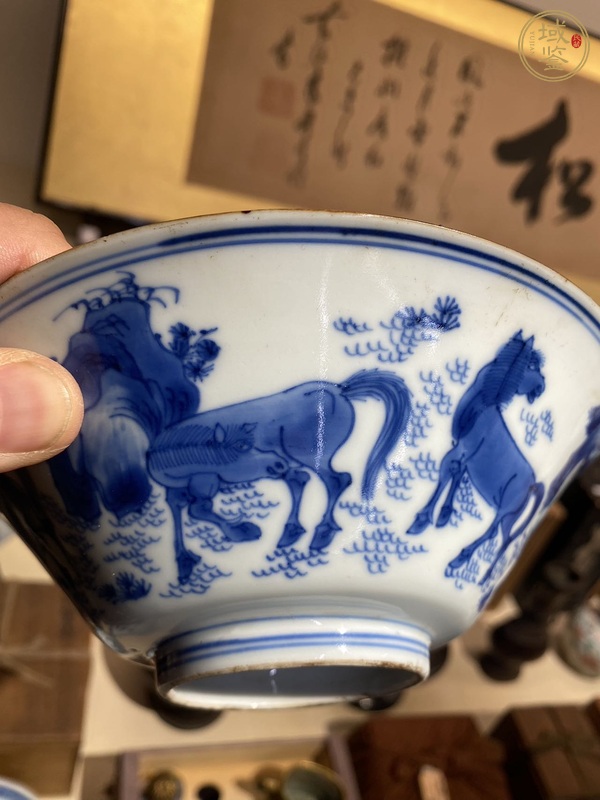 古玩陶瓷馬紋青花碗真品鑒賞圖