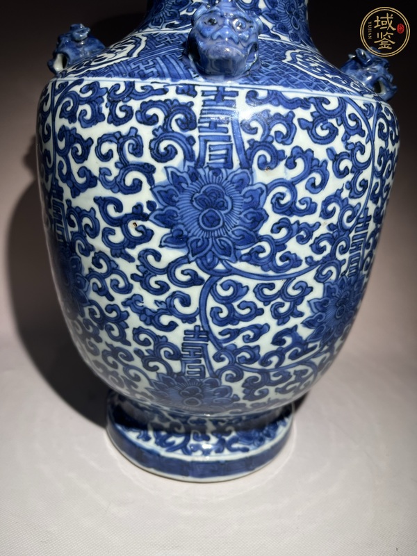 古玩陶瓷青花花間壽紋獅耳盤口瓶，粗看偏老真品鑒賞圖