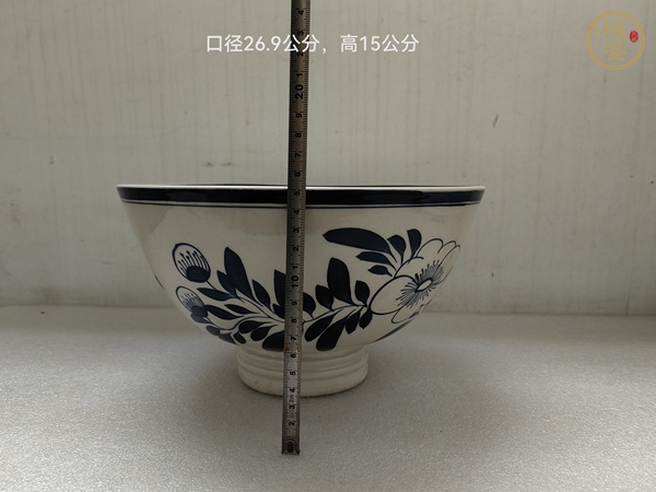 古玩陶瓷磁州窯青花花卉紋碗真品鑒賞圖