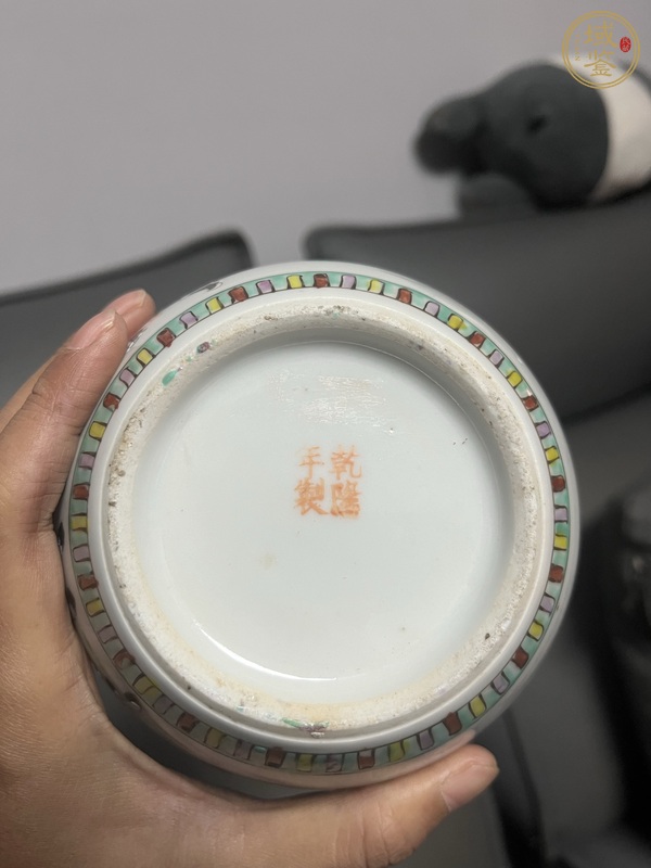 古玩陶瓷粉彩人物故事紋茶葉罐真品鑒賞圖