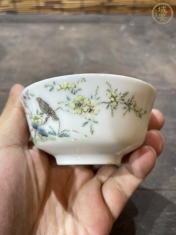 古玩陶瓷花鳥紋粉彩茶圓真品鑒賞圖