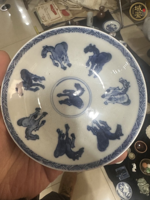 古玩陶瓷青花馬盤真品鑒賞圖