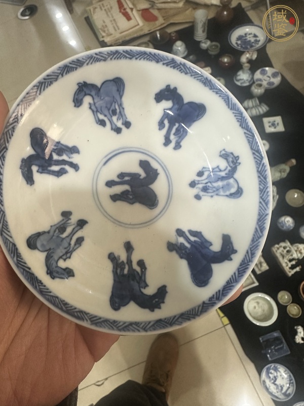 古玩陶瓷青花馬盤真品鑒賞圖