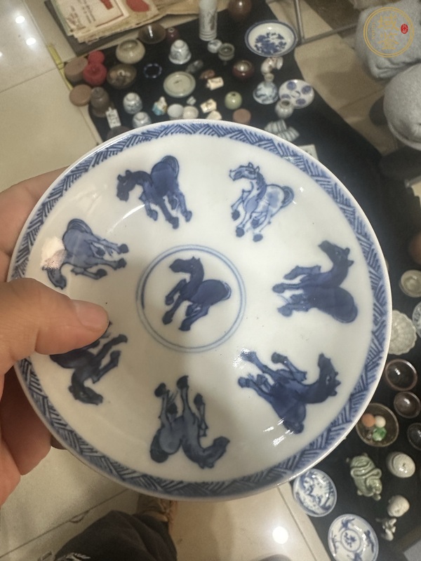 古玩陶瓷青花馬盤真品鑒賞圖