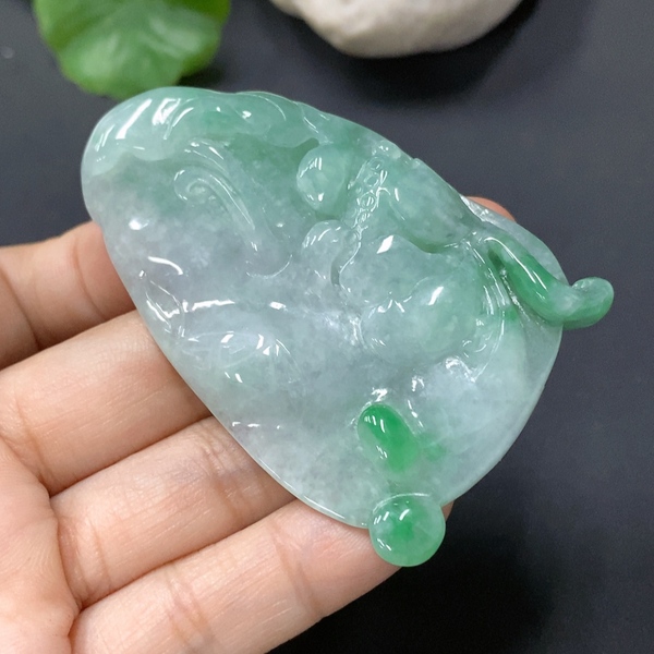 古玩玉器精品天然翡翠冰種雕刻花卉紋飾佩 配證書拍賣,當前價格998元