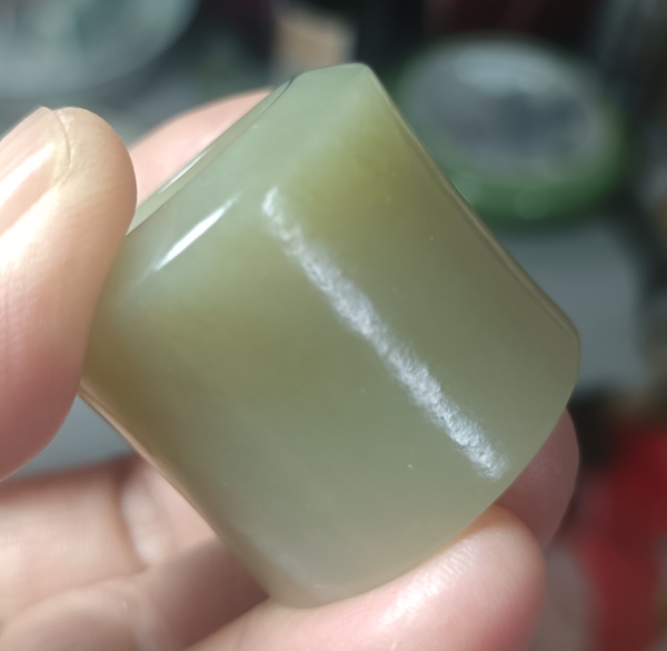 古玩玉器清代和田玉雕“素紋扳指”拍賣，當前價格1288元