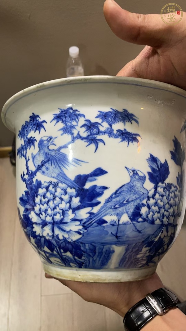 古玩陶瓷青花花鳥紋花盆真品鑒賞圖