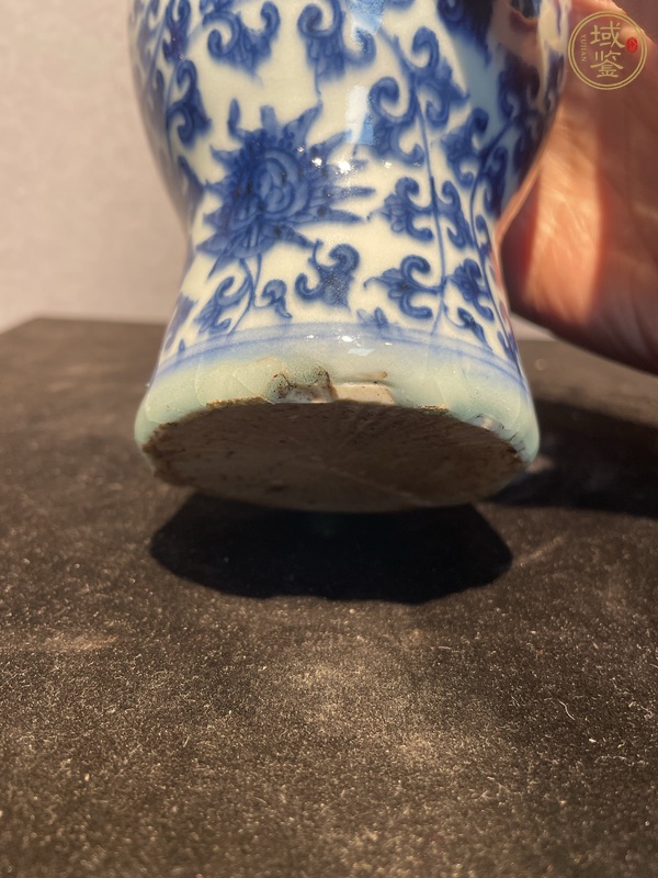 古玩陶瓷花卉紋青花梅瓶真品鑒賞圖