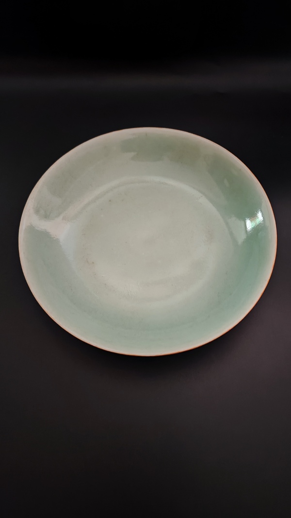 古玩陶瓷清中期豆青釉盤拍賣,當前價格420元