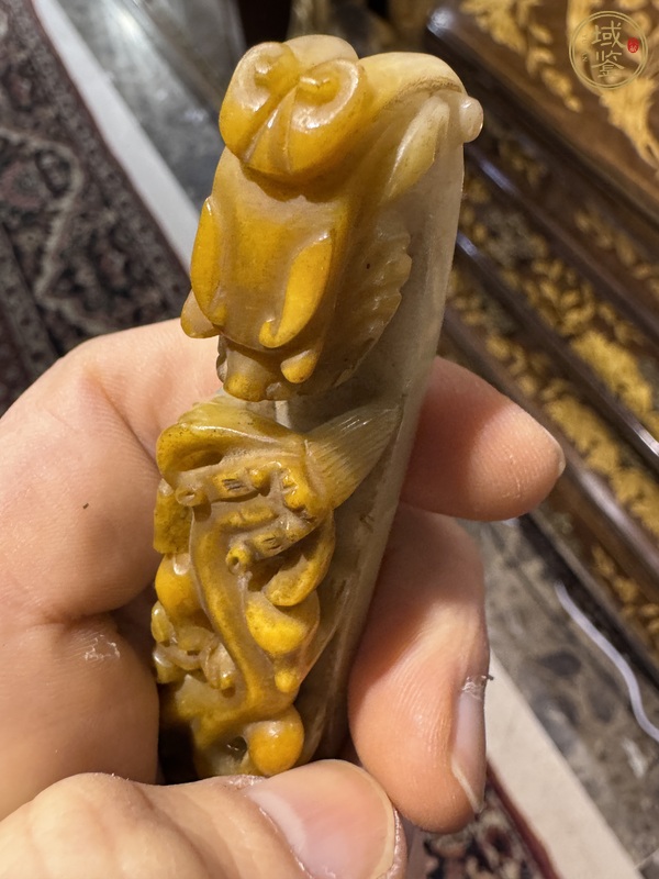 古玩玉器翠玉雕望子成龍帶鉤真品鑒賞圖