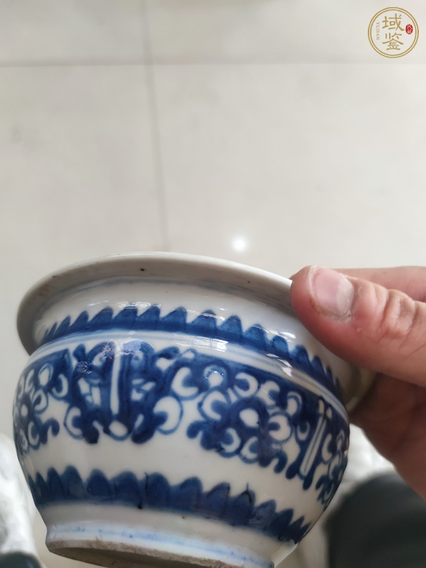 古玩陶瓷青花夔龍紋香爐真品鑒賞圖