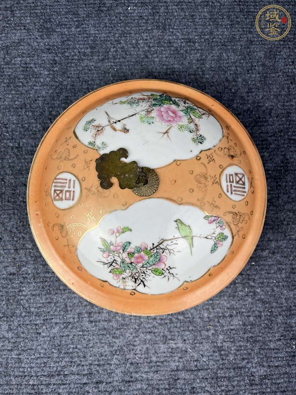 古玩陶瓷粉彩珊瑚紅開窗描金花鳥紋一品鍋真品鑒賞圖