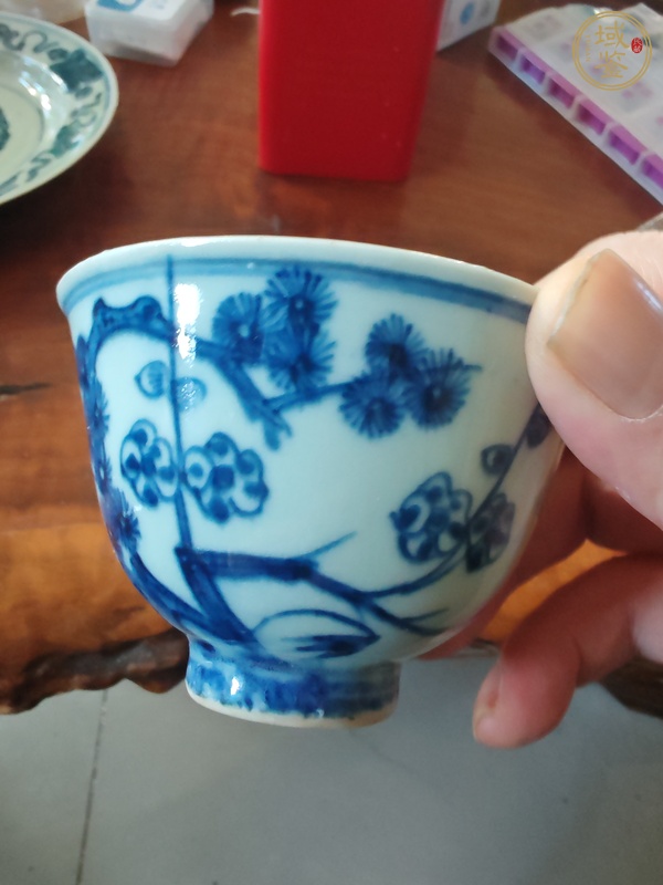 古玩陶瓷青花歲寒三友圖茶杯真品鑒賞圖