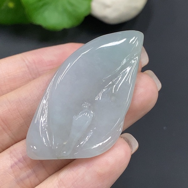 古玩玉器76天然翡翠雕刻悟道題材掛墜拍賣,當前價格350元