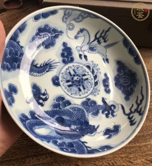 古玩陶瓷青花龍馬盤真品鑒賞圖