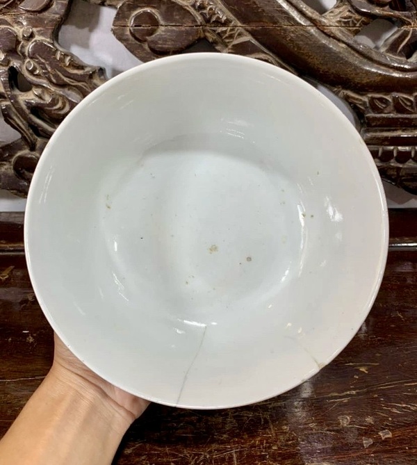 古玩陶瓷清中晚期青花花卉紋碗拍賣,當(dāng)前價格1200元