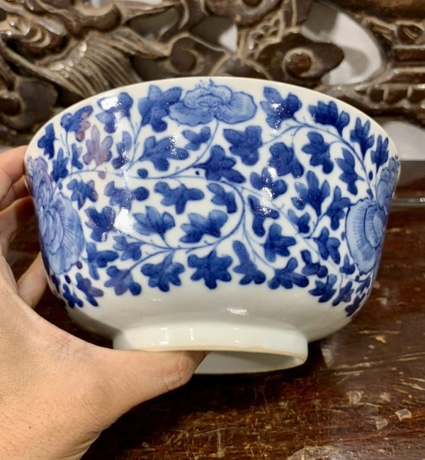 古玩陶瓷清中晚期青花花卉紋碗拍賣,當(dāng)前價格1200元