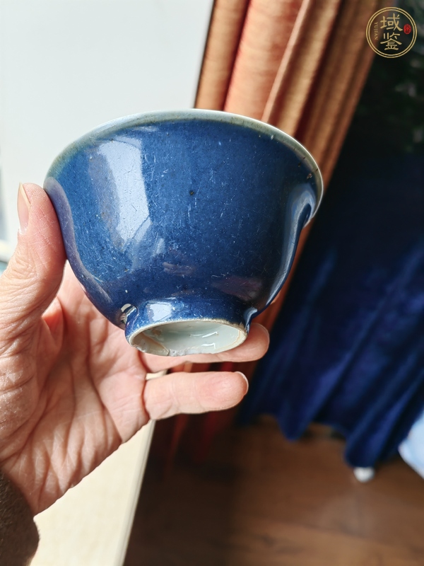 古玩陶瓷霽藍(lán)釉茶碗真品鑒賞圖