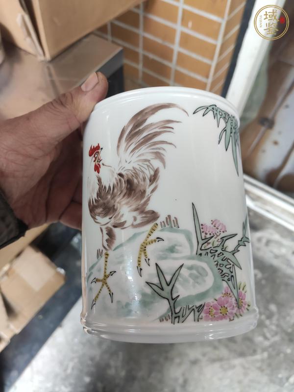 古玩陶瓷粉彩花鳥紋筆筒真品鑒賞圖