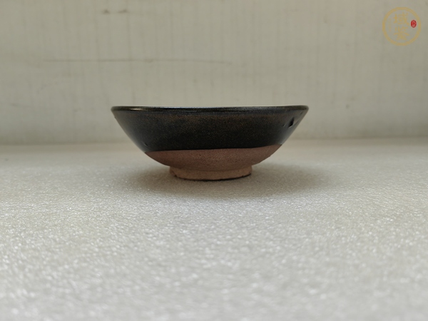 古玩陶瓷磁州窯茶葉末釉茶碗真品鑒賞圖