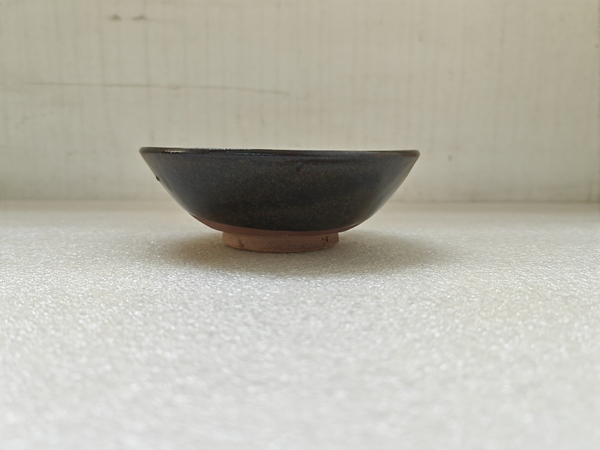 古玩陶瓷磁州窯茶葉末釉茶碗拍賣,當前價格450元