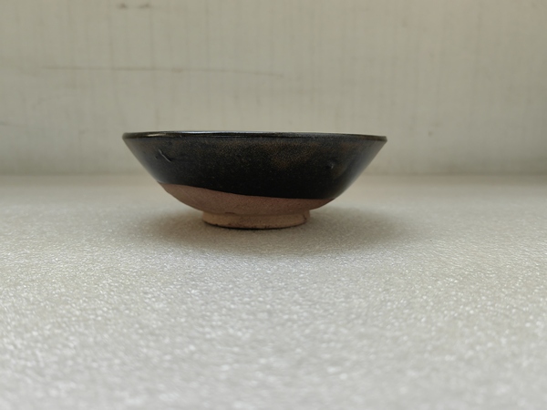 古玩陶瓷磁州窯茶葉末釉茶碗拍賣,當前價格450元