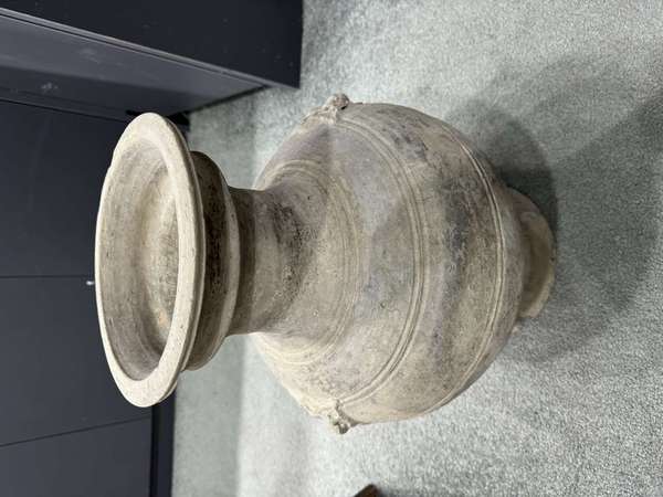 古玩陶瓷鋪首銜環(huán)瓶拍賣,當(dāng)前價(jià)格2000元