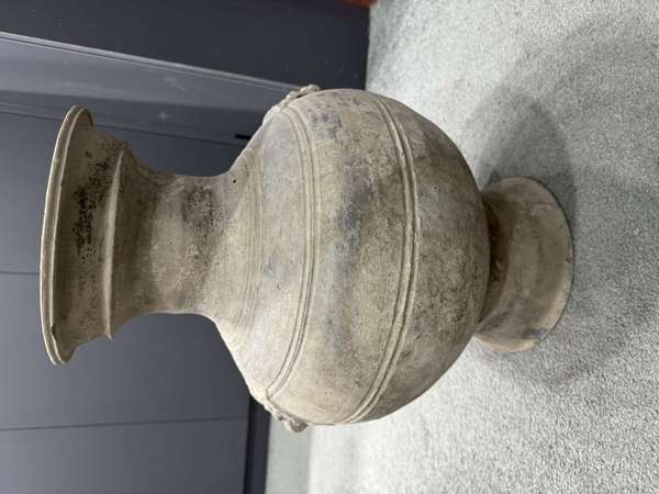 古玩陶瓷鋪首銜環(huán)瓶拍賣,當(dāng)前價(jià)格2000元
