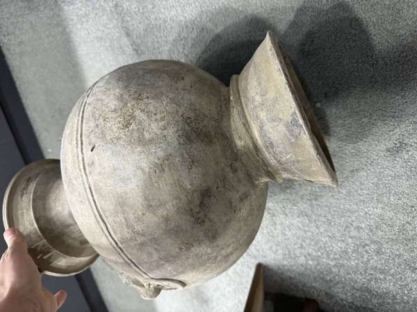 古玩陶瓷鋪首銜環(huán)瓶拍賣,當(dāng)前價(jià)格2000元