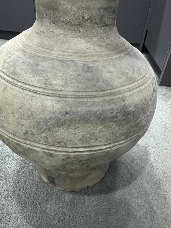 古玩陶瓷鋪首銜環(huán)瓶拍賣,當(dāng)前價(jià)格2000元