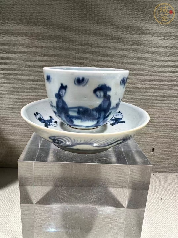 古玩陶瓷青花雞心杯真品鑒賞圖