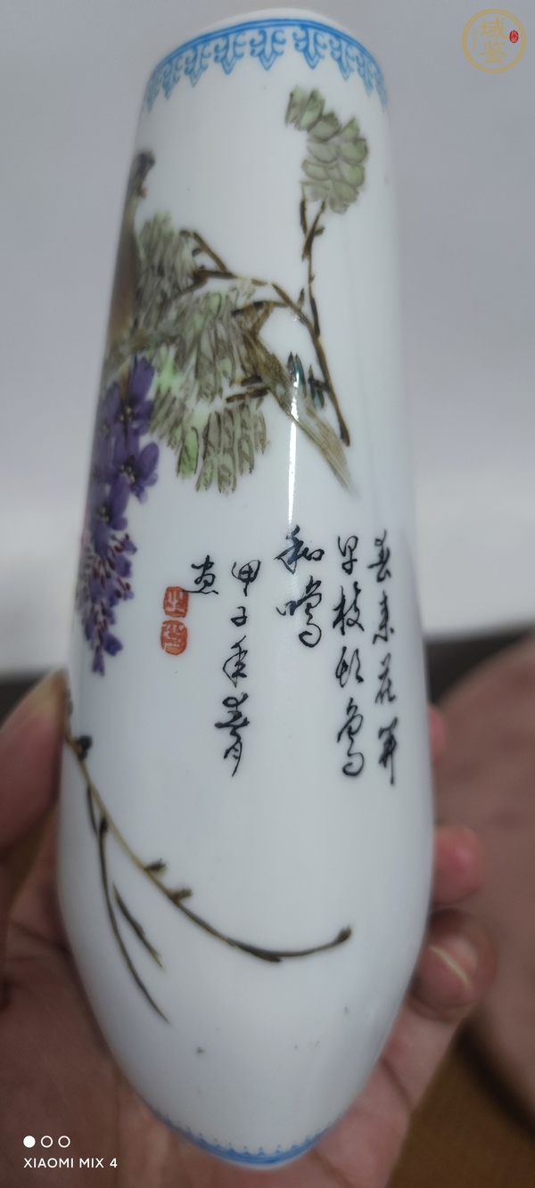 古玩陶瓷粉彩花鳥紋三角花插真品鑒賞圖