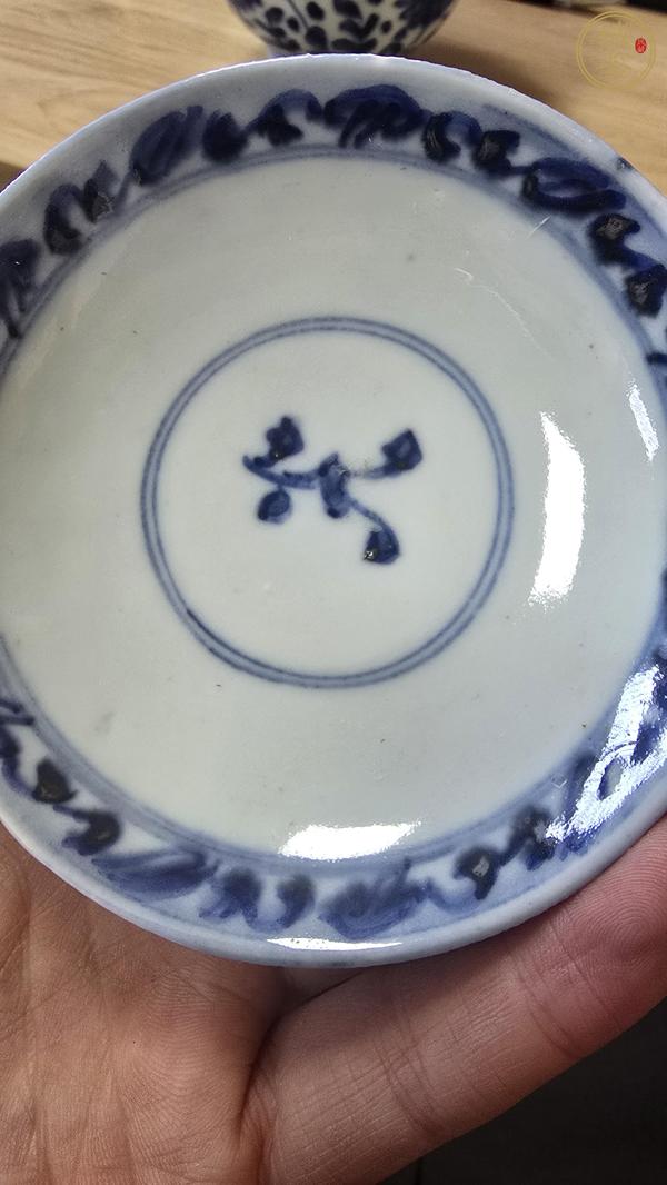 古玩陶瓷青花杯真品鑒賞圖