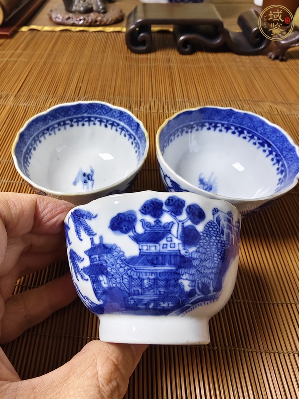 古玩陶瓷青花杯真品鑒賞圖