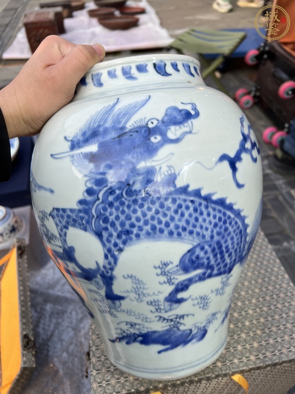 古玩陶瓷芭蕉麒麟紋青花罐真品鑒賞圖