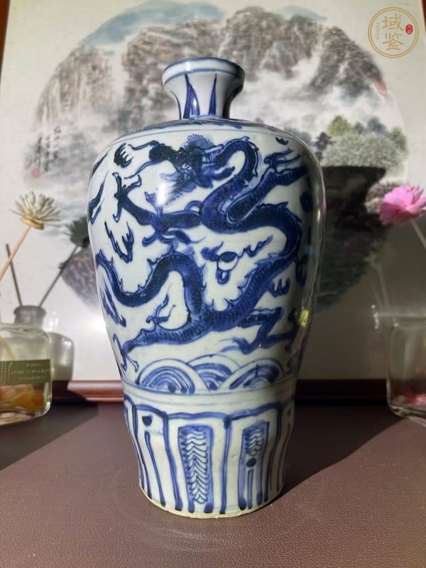 古玩陶瓷青花龍紋梅瓶真品鑒賞圖