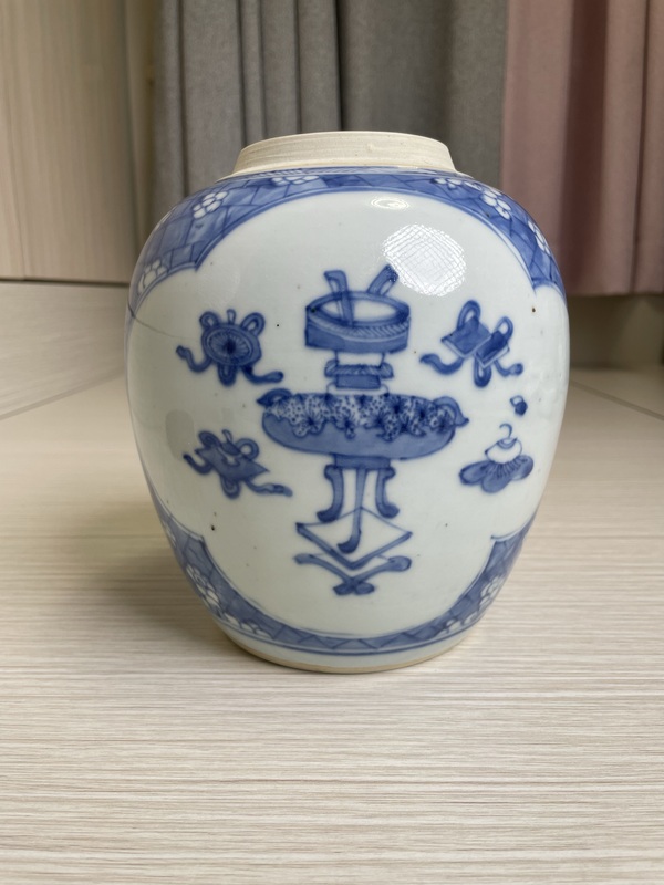 古玩陶瓷清康熙 極品青花冰梅博古圖大罐拍賣，當(dāng)前價(jià)格5300元