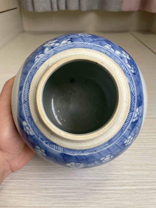 古玩陶瓷清康熙 極品青花冰梅博古圖大罐拍賣，當(dāng)前價(jià)格5300元