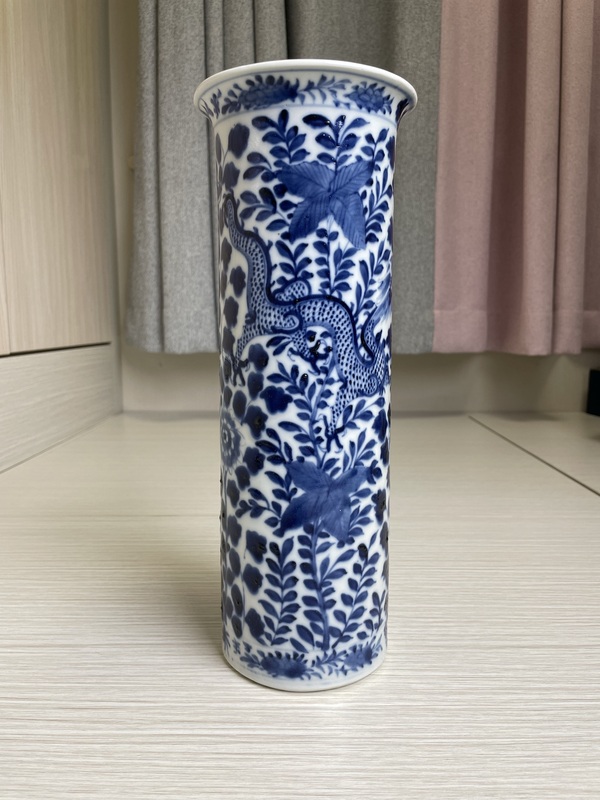 古玩陶瓷清道光 特大號(hào)青花雙龍穿花圖花觚拍賣,當(dāng)前價(jià)格4000元